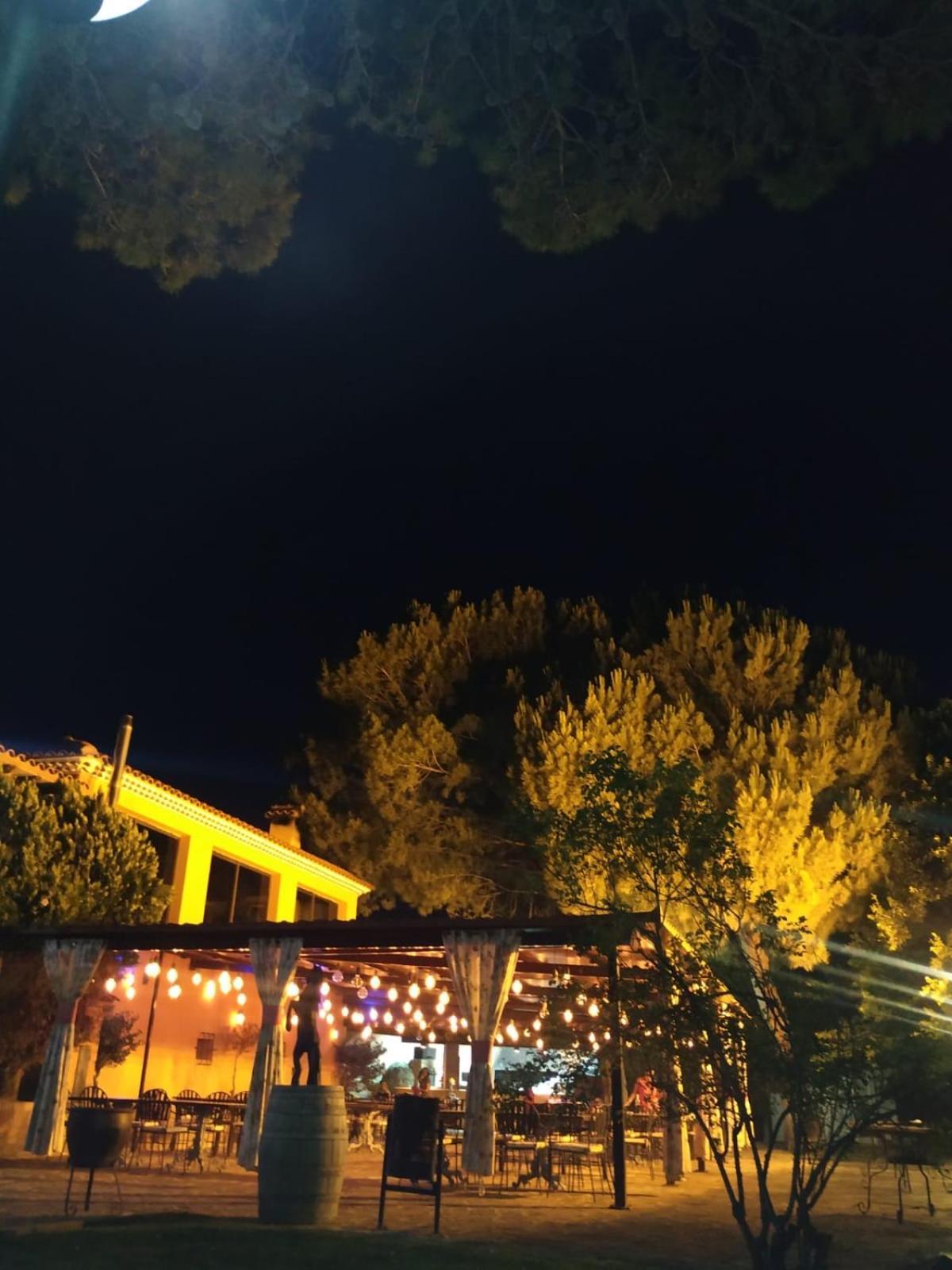 Bungalow Golosina Torrelaguna エクステリア 写真