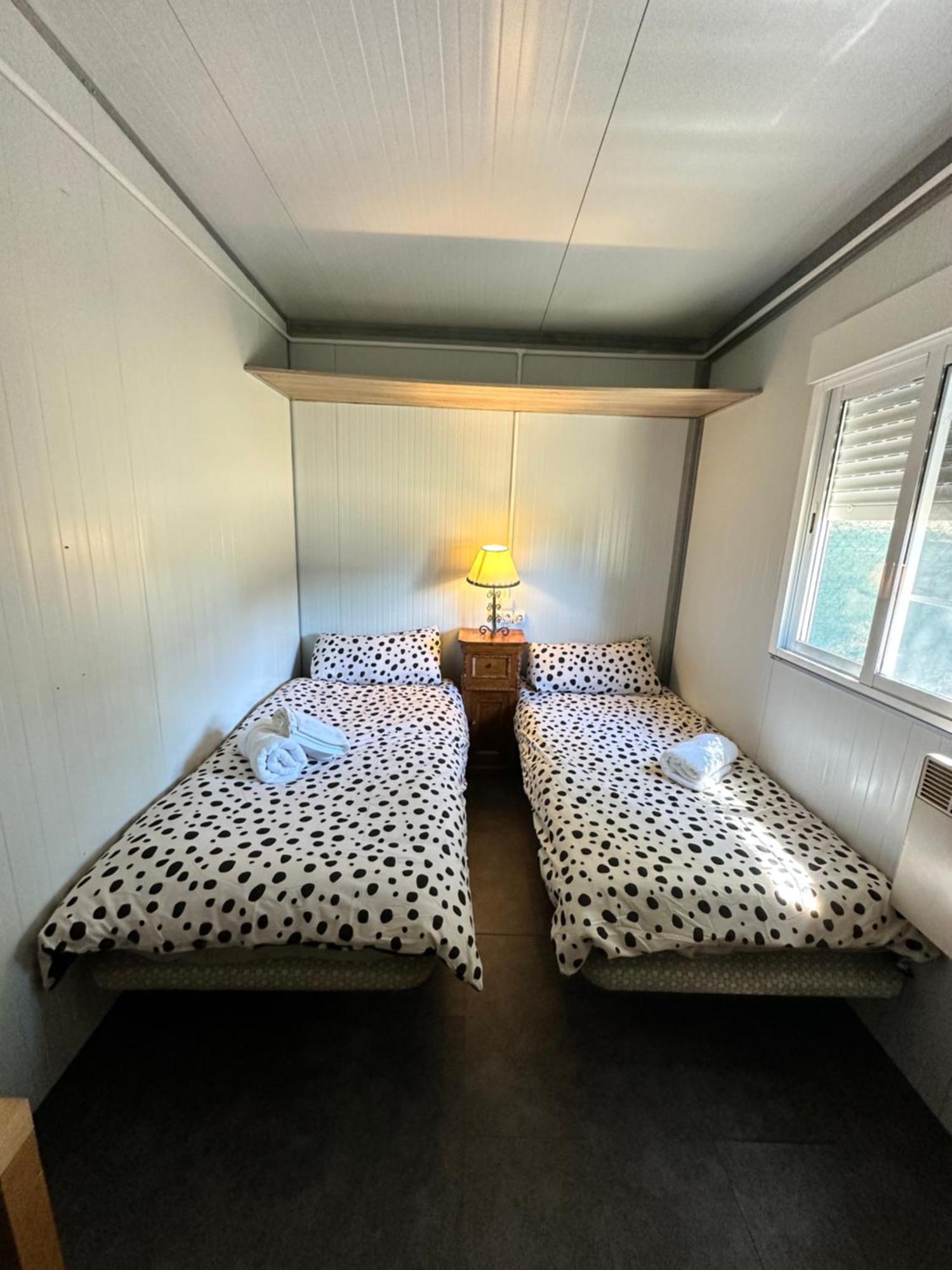 Bungalow Golosina Torrelaguna エクステリア 写真